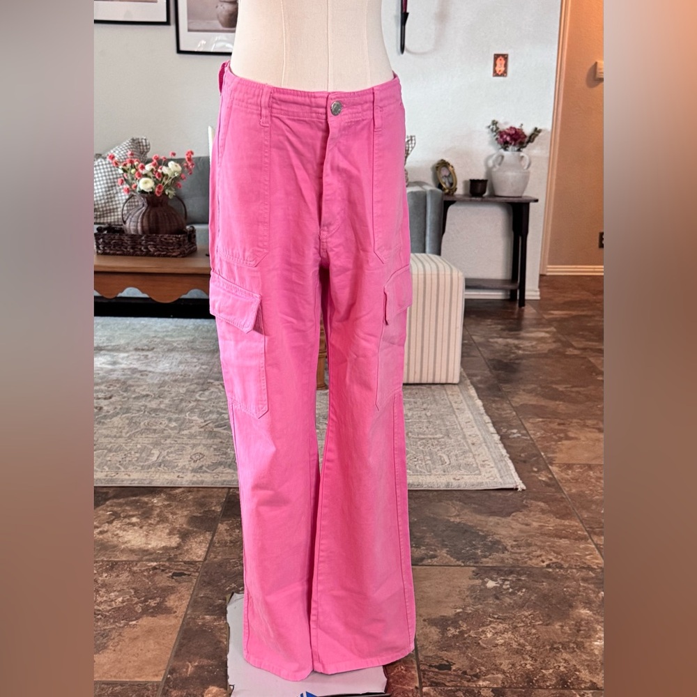 Zara Hot Pink Wide Leg Cargo Pants